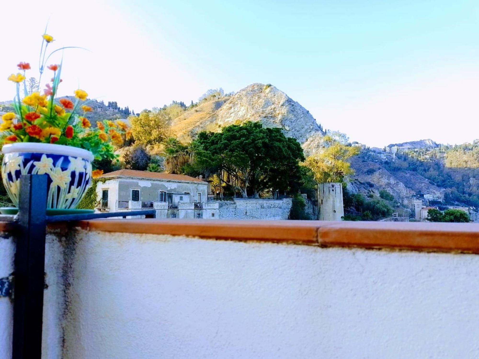 Hotel Pensione Cundari Taormina Luaran gambar